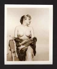 GLAMOROUS C1940s MAD MEN RISQUE VIXEN FURS HIGH HEELS RETRO BUNNY YEAGER PHOTO