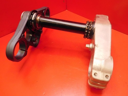 APRILIA RSV1000R YOKES TOP AND BOTTOM YOKE 2004 2009 - Picture 10 of 15