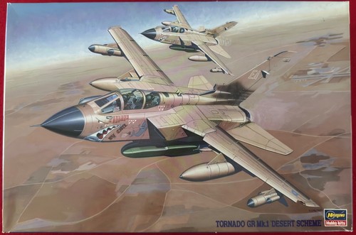 Tornado GR Mk.1 'Desert Scheme' by Hasegawa in 1/72 scale from 1991 for Parts .