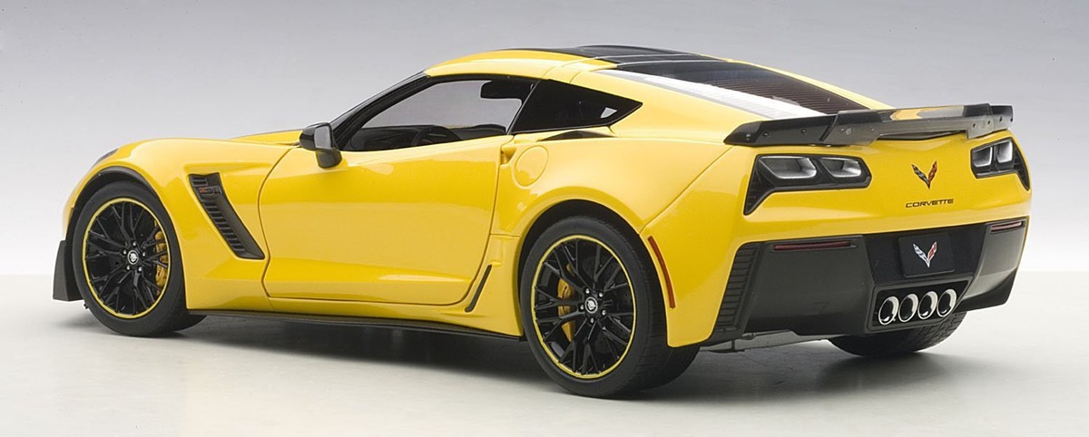Autoart 2016 CHEVROLET CORVETTE RACING EDITION YELLOW C7-R Z06 1