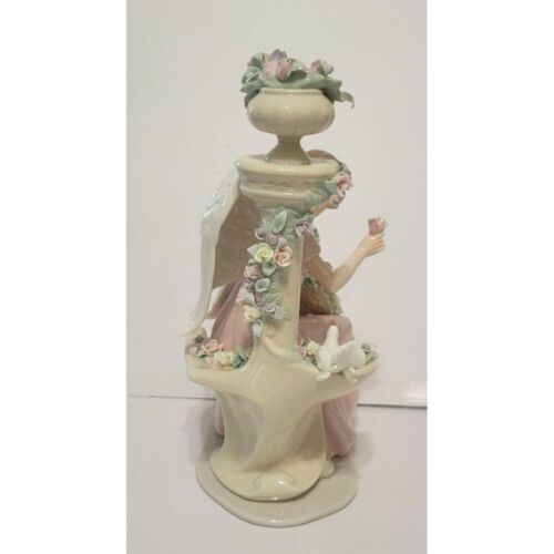 Members Mark Hand Painted Porcelain Figurine Holiday Collections 2005 - Picture 15 of 19