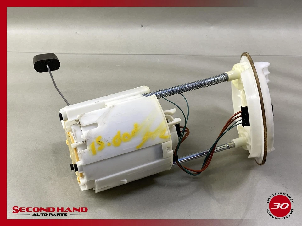 2015-2017 CHRYSLER 300 DODGE CHALLENGER GAS FUEL TANK PUMP UNIT OEM - Imagem 3 de 4