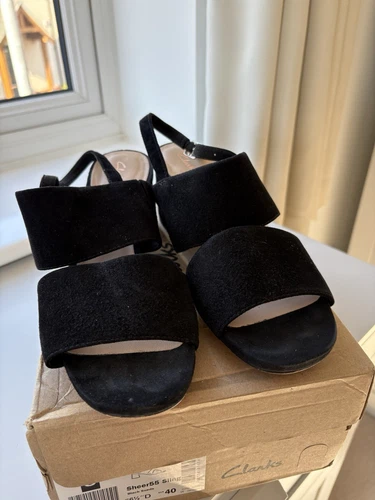 CLARKS Sandali Clark's neri scamosciati indossati una volta con scatola taglia 40