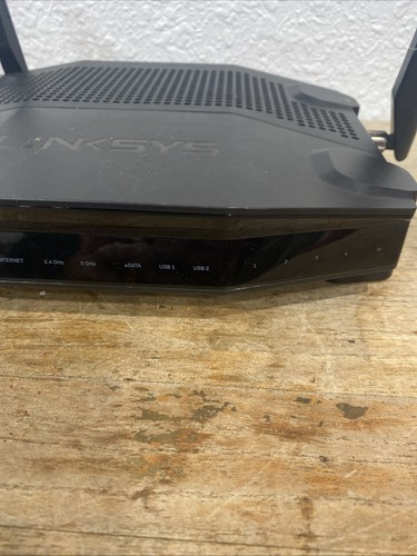 Linksys WRT32X Gaming Dual Band 4 Ports WiFi Router No Power Cord Untested Parts - Picture 3 of 7