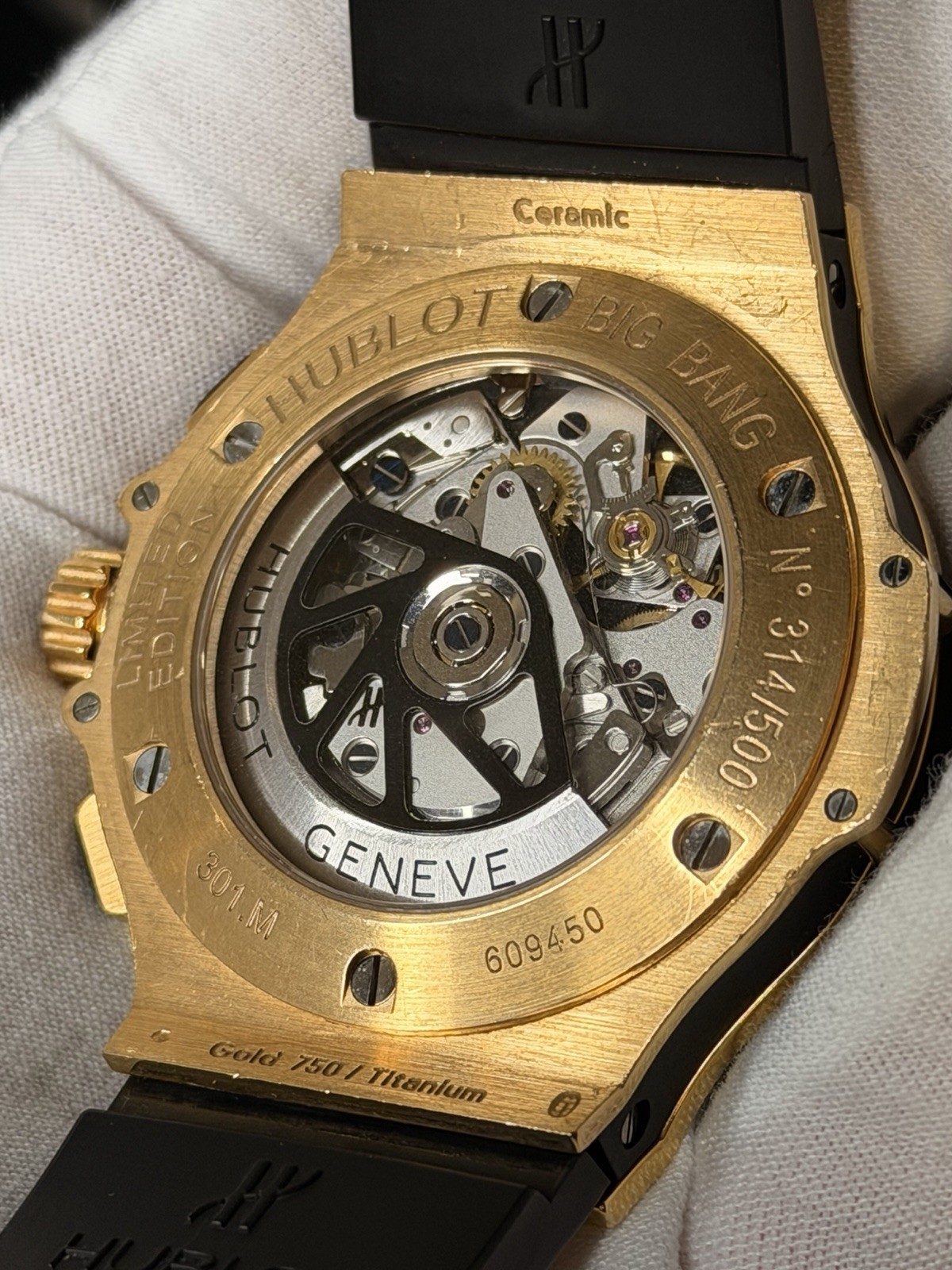 Hublot Big Bang Aero Bang 44mm 18k Rose Skeleton 310.PT.1180.RX Limited /500 Box