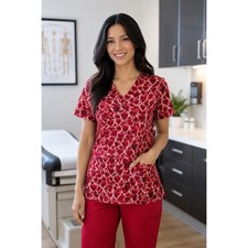 Black Star Red Heart Print Medical Scrub Top Women Medium NWT Pattern 818