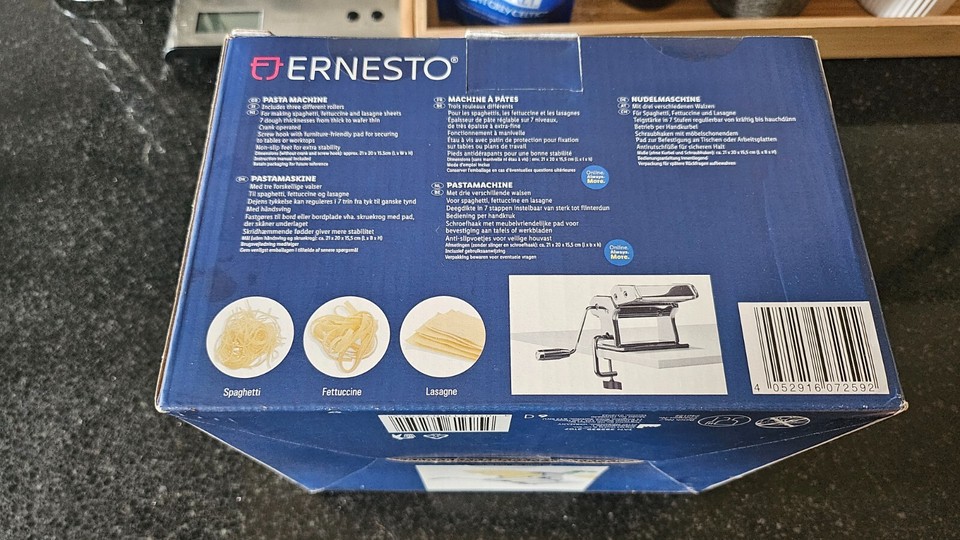 Ernesto Pasta Maker Machine Stainless Steel. Inc 3 Different Rollers