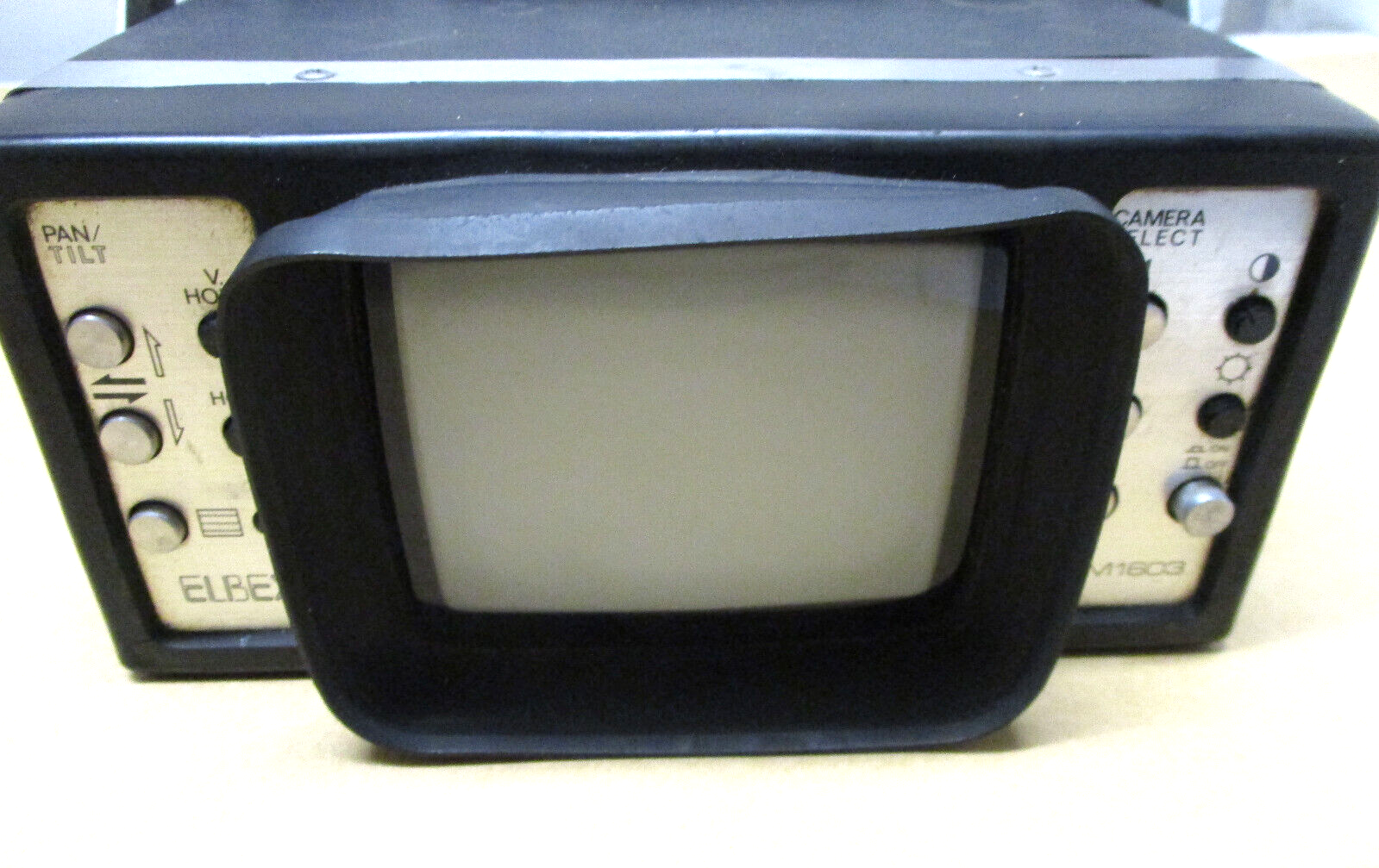 Photo 1/5