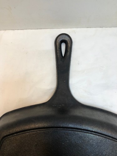LODGE 8SGP 1 Square Cast Iron w/ Grill Bars Skillet Pan - Picture 5 of 8
