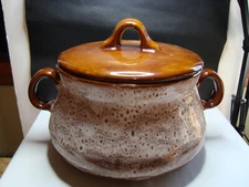 Vintage Byron Molds 1978 Soup Tureen, Lid and brown & white Glaze.