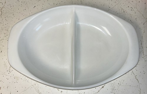Vintage Pyrex Oval Divided 1.5 quart White Milk Baking Serving Dish #1063 - 第 1/4 張圖片