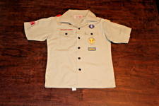 Boy Scouts of America BSA Youth Shirt Tan Medium Sewn Patches Short Sleeve