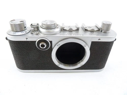 Lieca IC Type 101 35MM Camera Body Only AS IS
