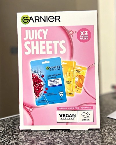 Garnier SkinActive Sheet Mask Set + Eye Mask Vegan Hydrating Vitamin C