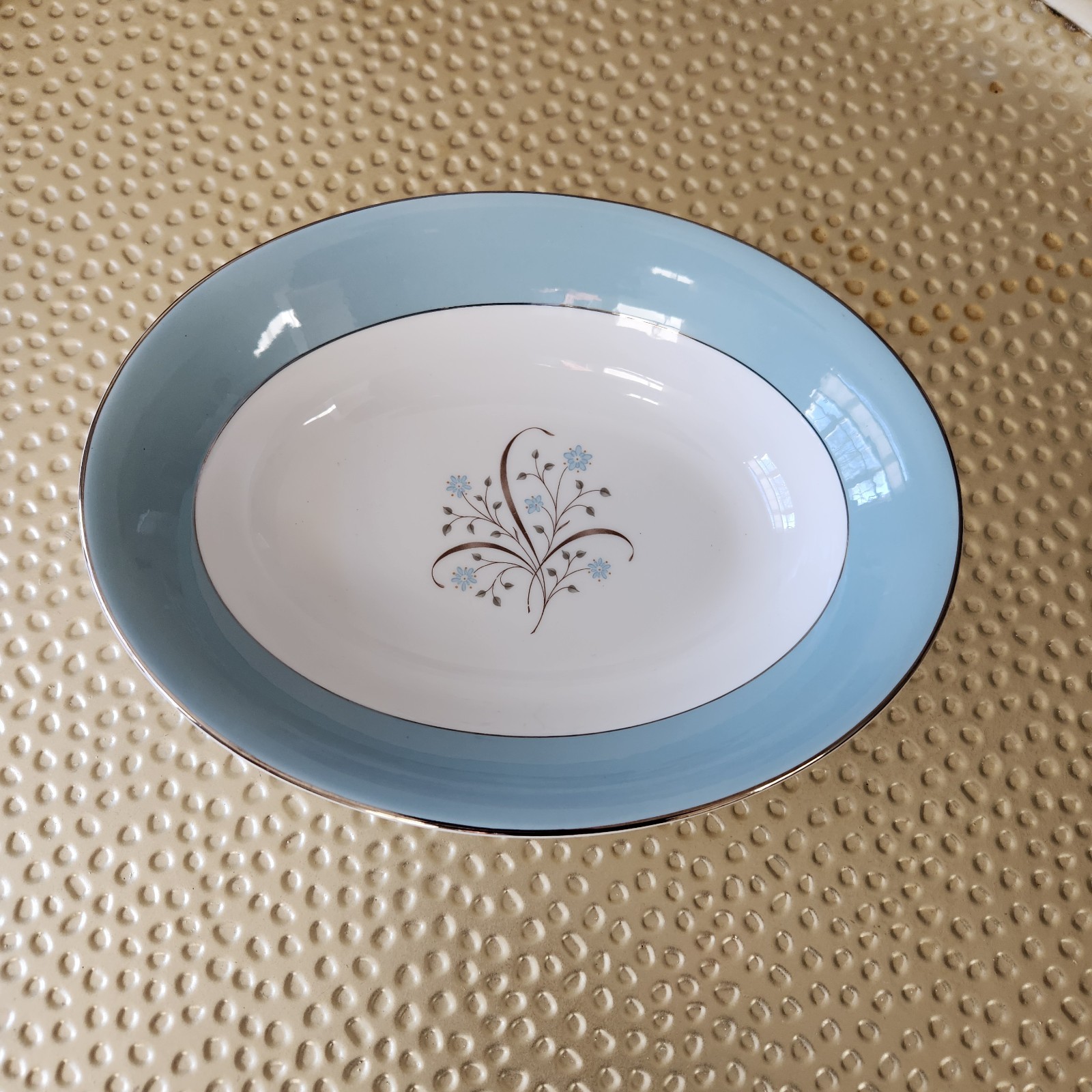 Vintage 1960’s Syracuse Meadow Breeze China 10” Oval Vegetable Serving Bowl