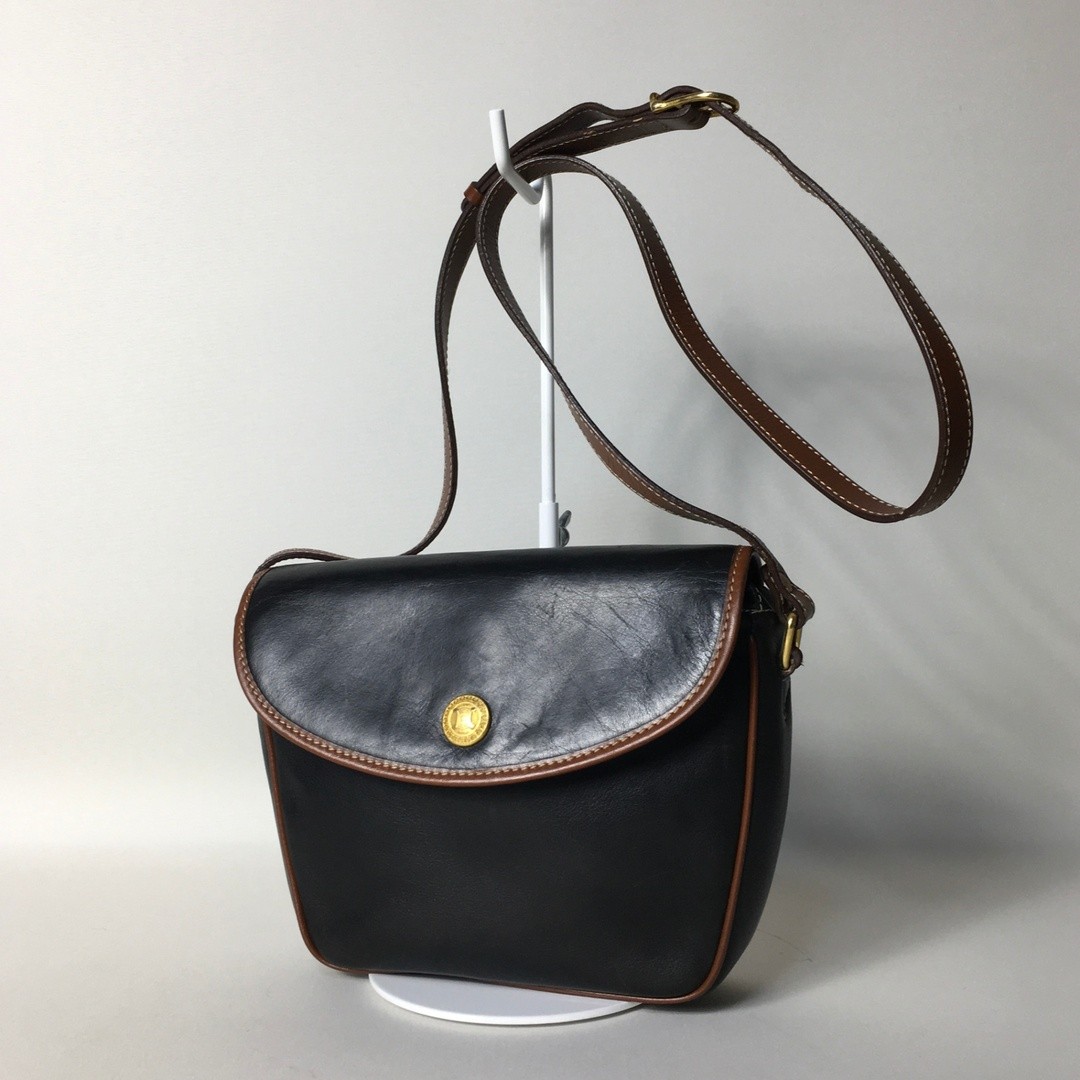 2506-11 Celine Shoulder Bag Black Triomphe Logo Fitting