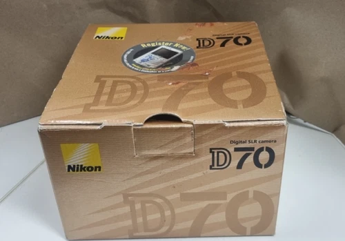 Nikon D70 Camera, Box and Accesories FREE POST