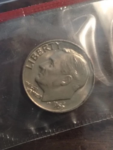 1969  D  ROOSEVELT DIME  COIN COLLECTIBLE UNCIRCULATED  Orignal cello