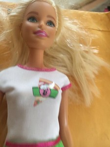 barbie careers pizza chef doll and playset