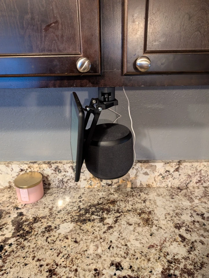 Soporte de pantalla inteligente para cocina Amazon Echo Show impreso en 3D debajo del gabinete Foto 3 de 4