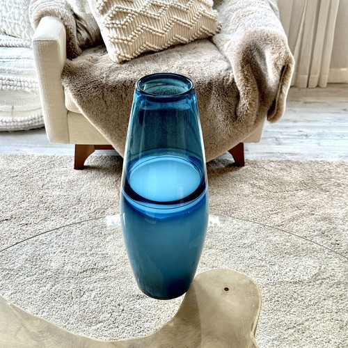 Cobalt Blue Art Glass Large 19” Tall Floor Table Vase Decor Blown Glass Signed - 第 4/4 張圖片