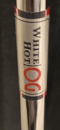 Odyssey White Hot OG Putter With Head cover - Picture 6 of 12
