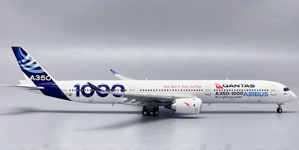 1:400 JC Wings AIR CARAIBES AIRBUS A350-900 Airplane Flap Down
