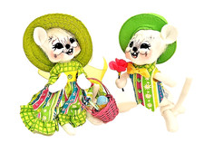 Annalee Easter Sunday Best Boy  Girl Mouse Set   White Mice w/ Basket  Top Hat
