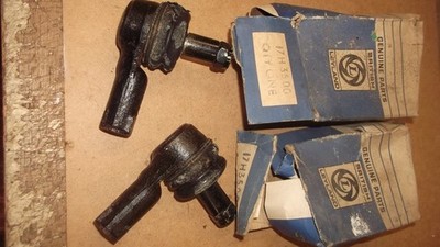MGB & GT PAAR NEUE ORIGINAL BL SPURSPURSTANGENKOPF 17H3500
