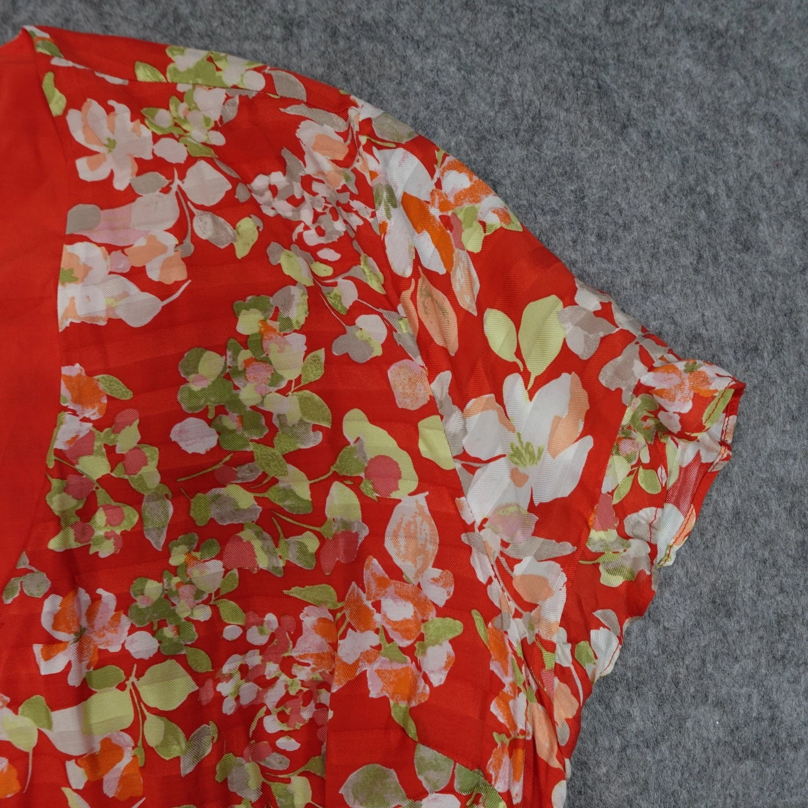 VETEMENTS Abito donna J. Jill grande avvolgente floreale scollo a V mini rosso femminile manica corta