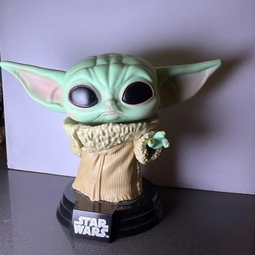 Funko Pop! 1 The Child (Grogu)  - Star Wars Mandalorian Bobblehead Vinyl 2020
