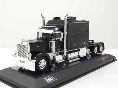 Peterbilt 379 Custom Zugmaschine 2002 schwarz Modellauto 1:64 ixo models