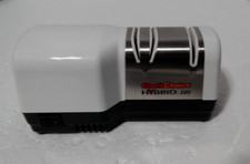 Afilador de cuchillos híbrido Chef's Choice modelo profesional 220 blanco EE. UU.