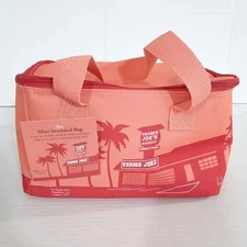 🔥2025 Trader Joe's Insulated Mini Cooler Bag - Peach - LIMITED EDITION