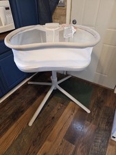 Halo Bassinest Swivel Sleeper Bedside Bassinet Removable Bed New Open Box White