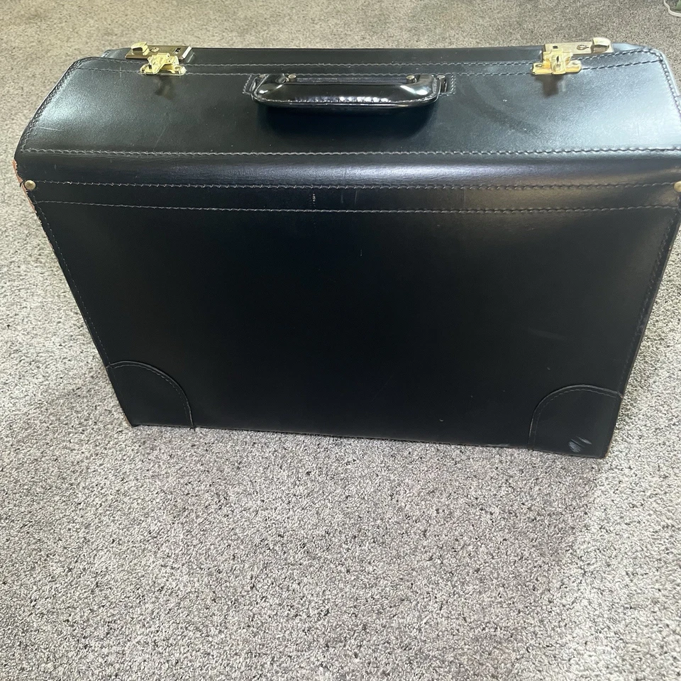 Estojo Korchmar feito nos EUA pasta anexa de couro preto vintage. Sem chaves - Imagem 3 de 4