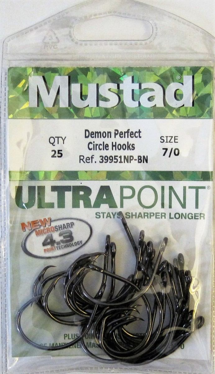 One Pack of 25 Mustad Tuna Perfect Circle Fish Hooks Light 39951NP