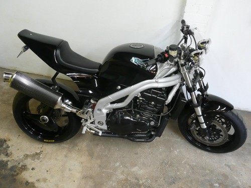 Triumph Daytona T595 Cafe Racer / Street fighter - Picture 7 of 12