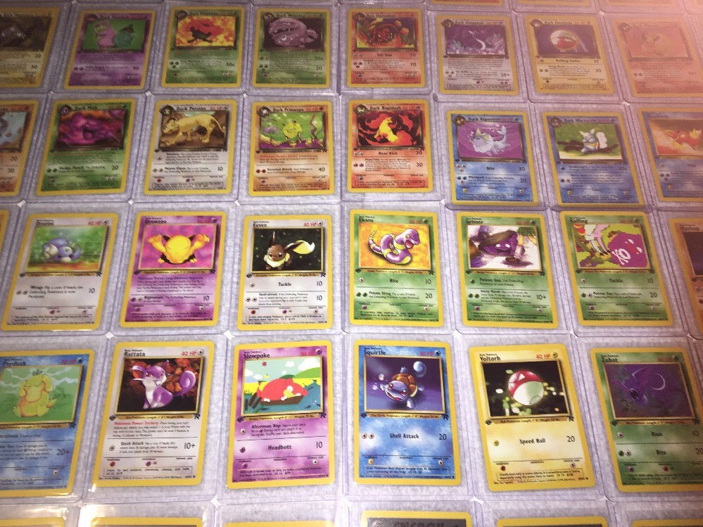 POKEMON 1st EDITION TEAM ROCKET SET COMPLETE (83/82) NEAR