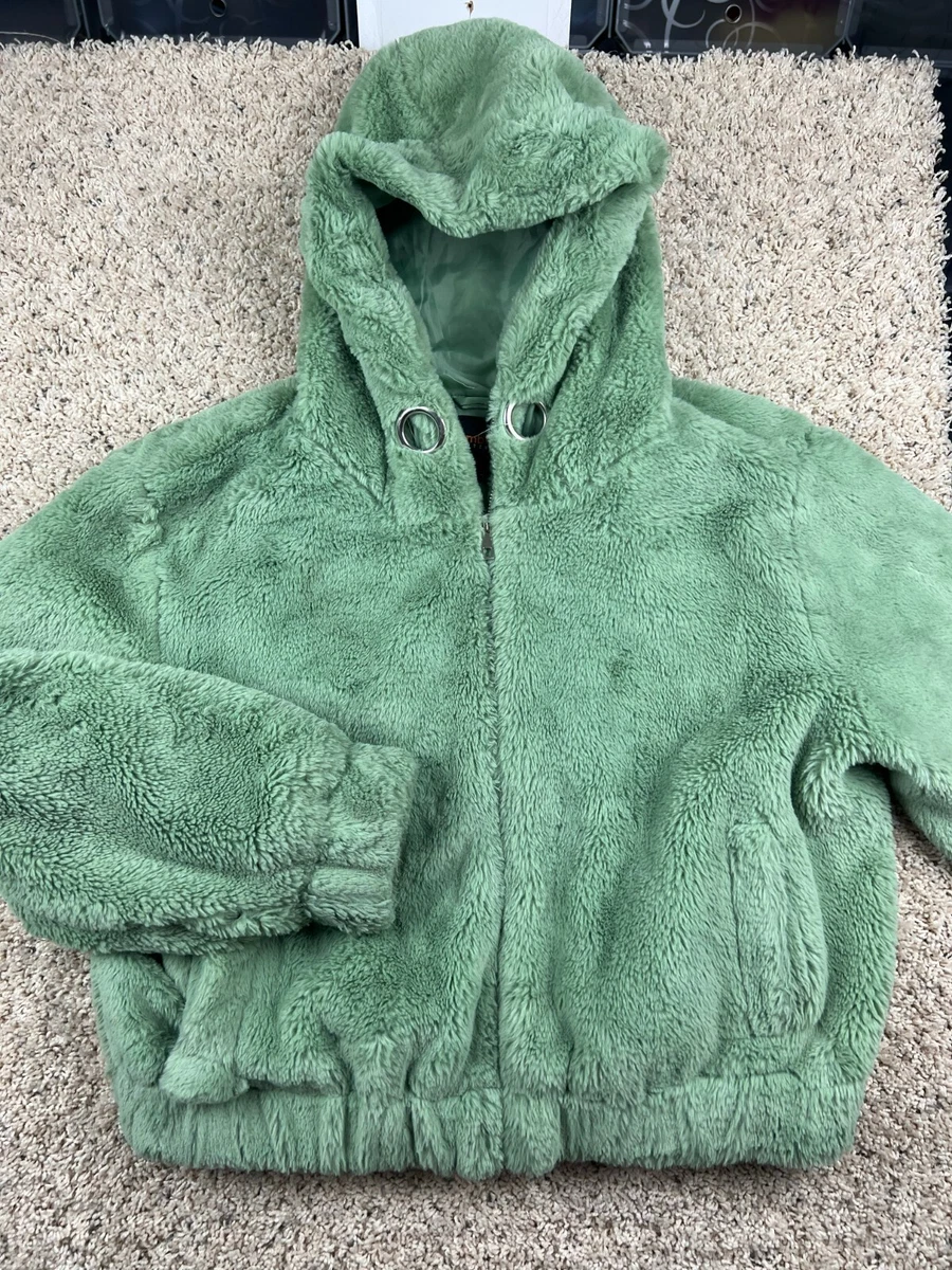 Ambience Outerwear Women s Green Faux Fur Fluffy Soft Jacket size L Full Zip