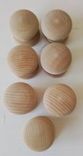 SEVEN WOODEN DRAWER/CUPBOARD KNOBS 