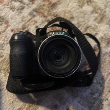 Fujifilm FinePix S2500HD 12MP Digital Camera 18x Optical Zoom