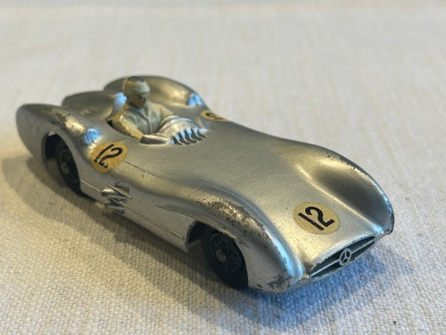 Crescent Toy Mercedes Benz 2,5 ltr. , Made in England, 50- 60er Jahre