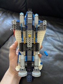 LEGO 75087 Star Wars Anakin&rsquo;s Custom Jedi Starfighter Mostly Complete No Figs