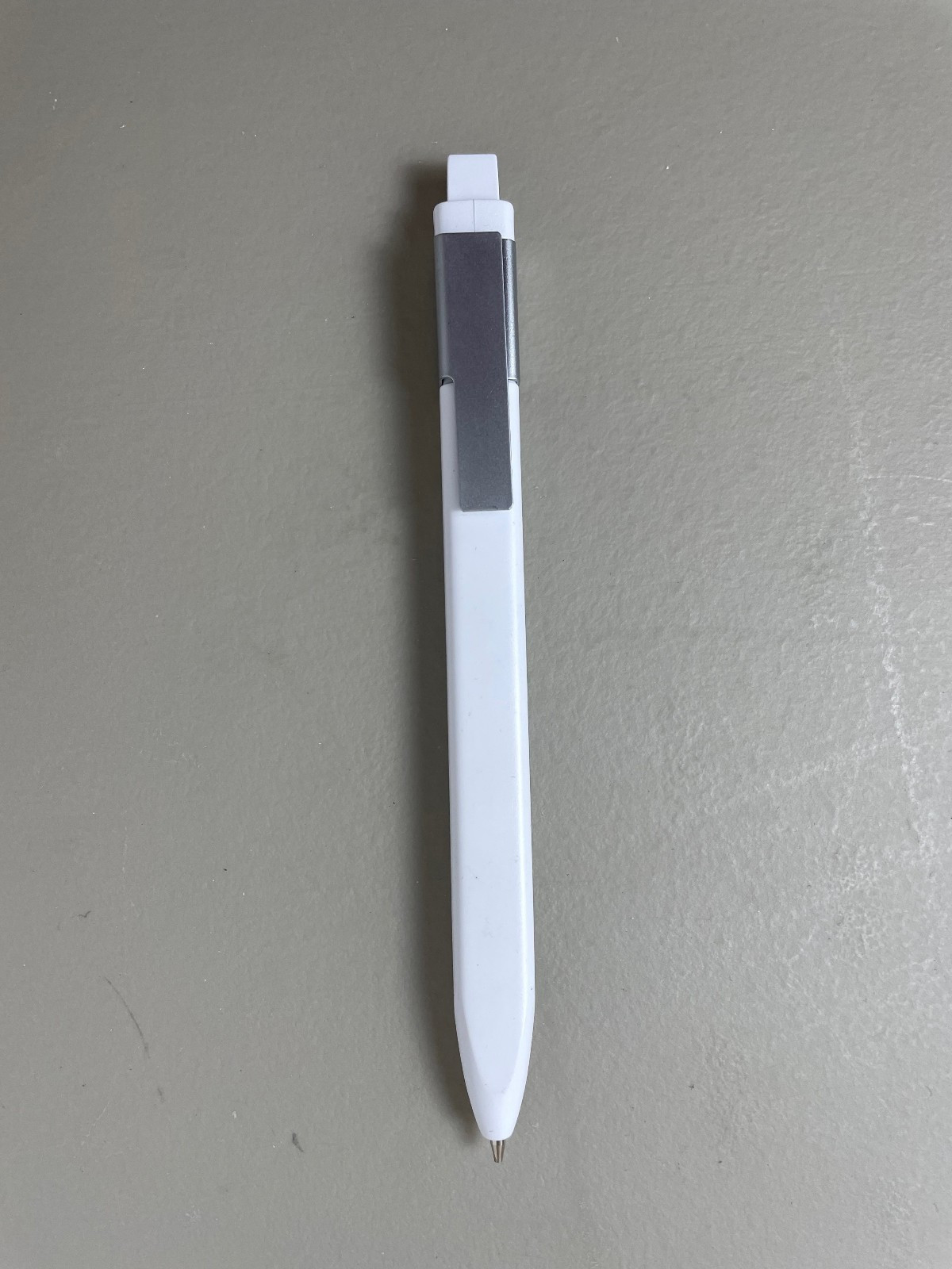 Moleskine Click mechanical pencil, 0.7mm, white, preowned