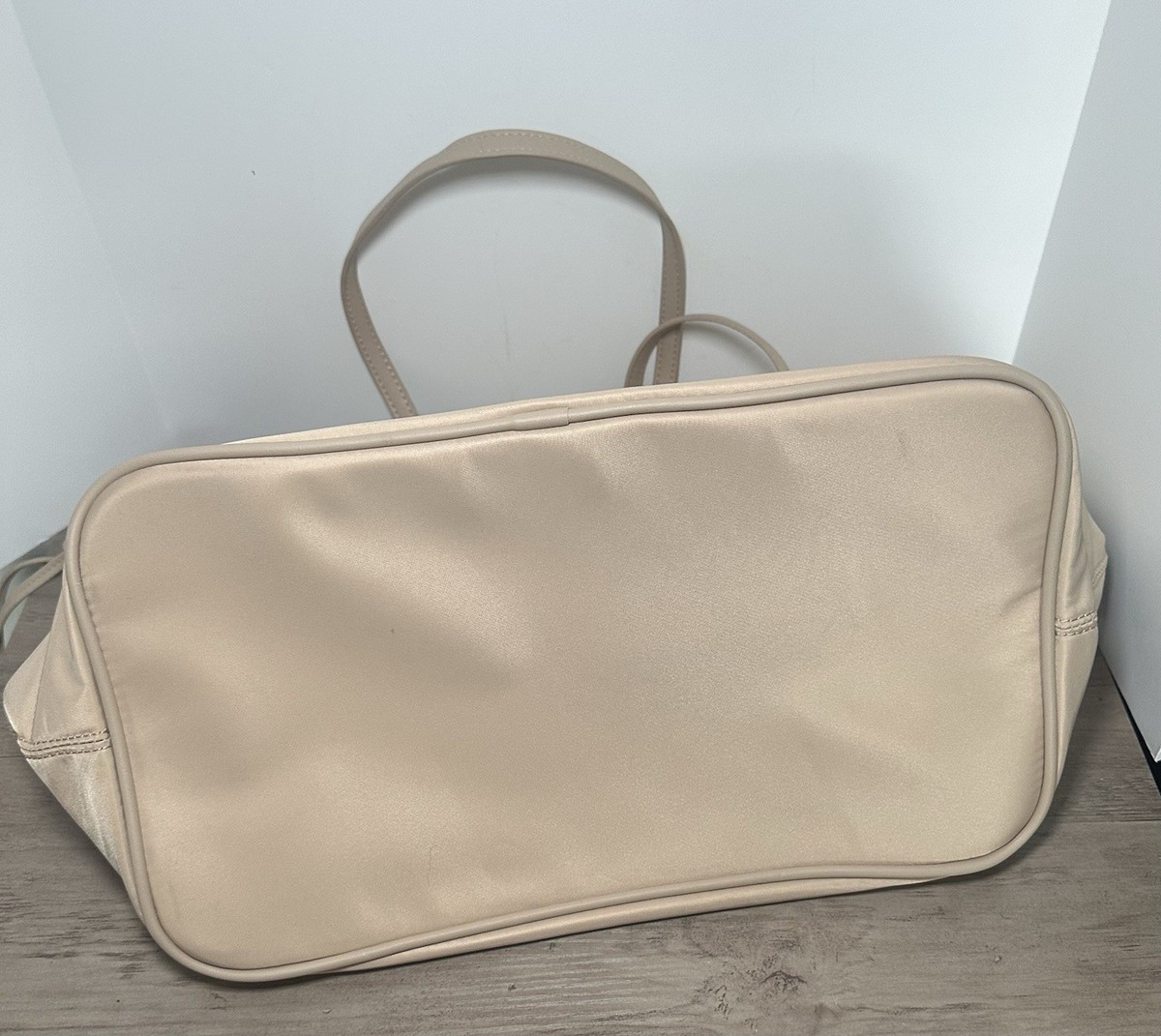 Threaded Pear Beige Tote Bag Purse View 4