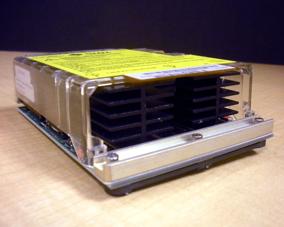 Sun 501-5235 X2580A 400MHz/8MB UltraSPARC II CPU for E3x00 E4x00 E5x00 E6x00 - Image 4 of 4