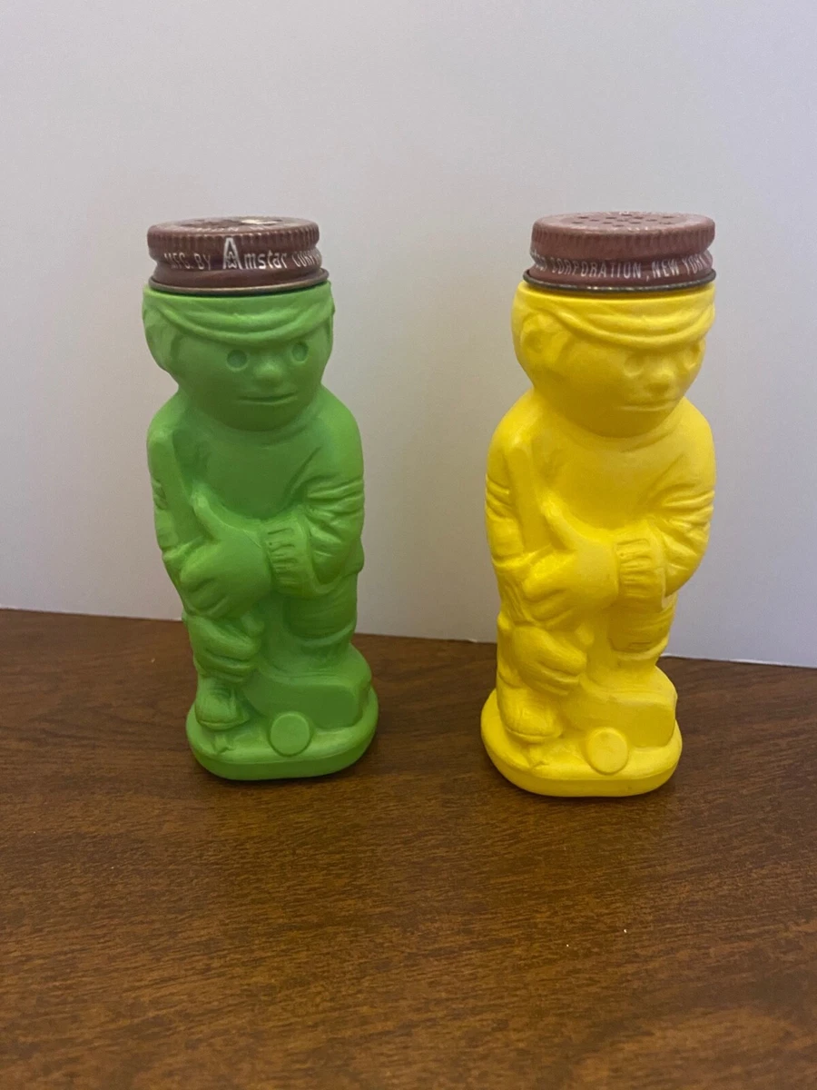 Cinnamon Sugar Shaker Domino