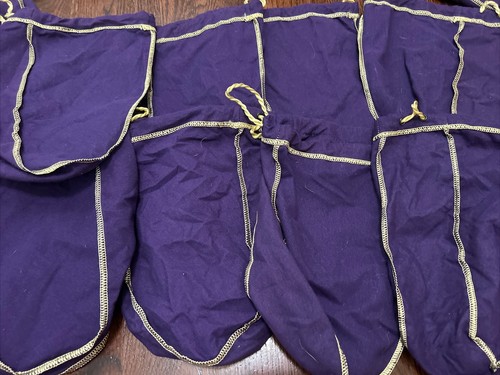 Lot of 25 Crown Royal 9" Purple Drawstring Bags Medium size - Picture 2 of 4