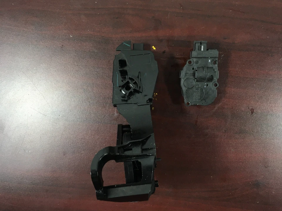 BMW X3 2011-2016 motor de actuador de puerta mezcla de aleta de calefacción con cubierta 410475522 OEM. Foto 4 de 4